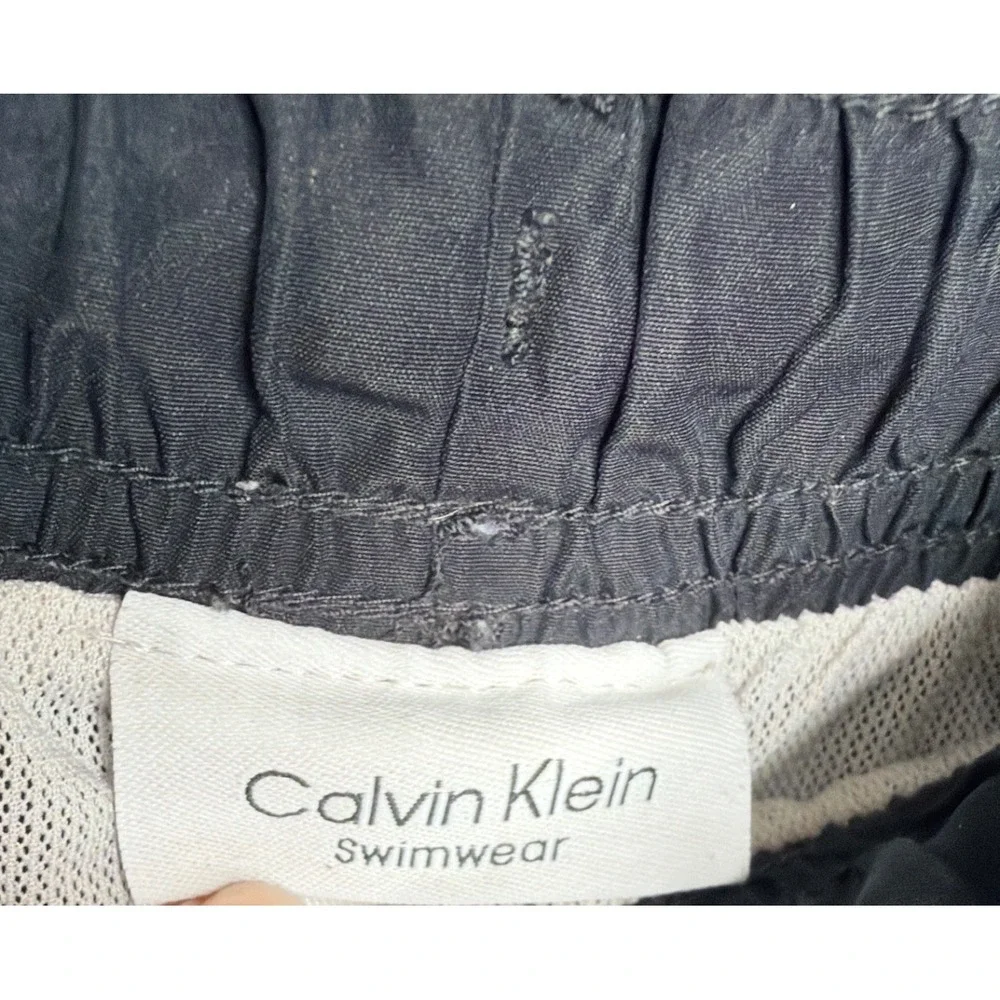 Calvin Klein Mens Black Swim Trunks Mesh Lined‎ Board Shorts Medium Drawstring